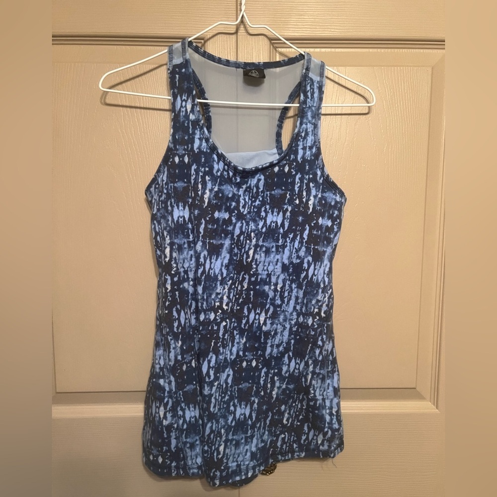 GAIAM Blue Fitted Tank Top
